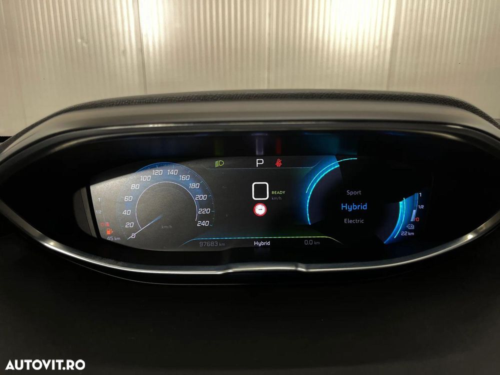 Peugeot 3008 225 e-EAT8 Allure Pack - 31