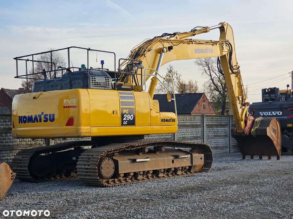 Komatsu 290 - 2