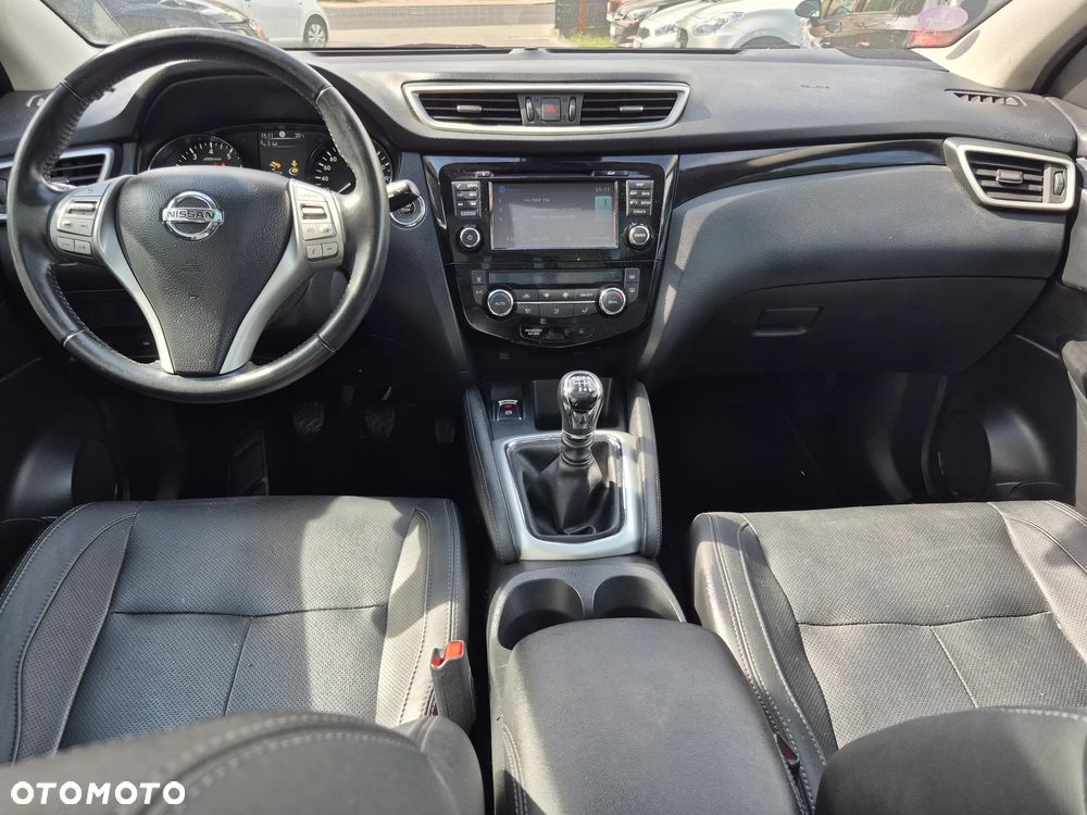Nissan Qashqai 1.6 DIG-T 360 - 25