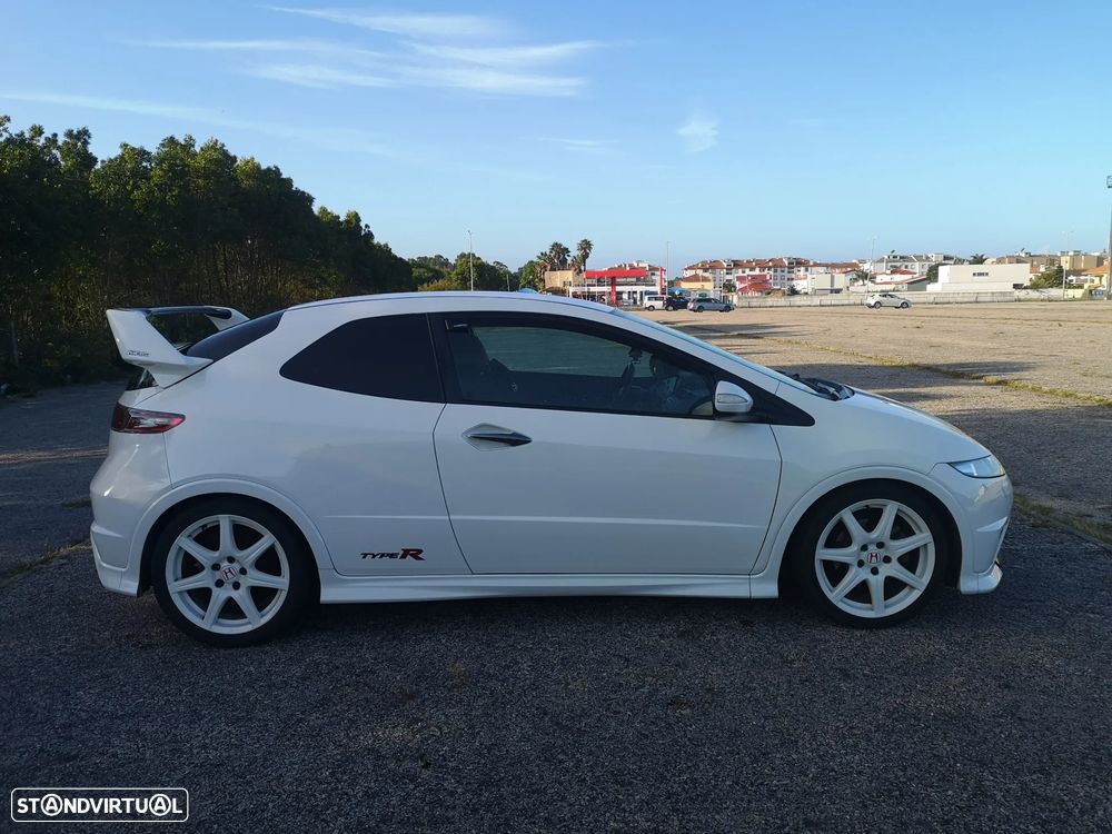 Honda Civic 2.0 i-VTEC Type R Championship White Edition - 3