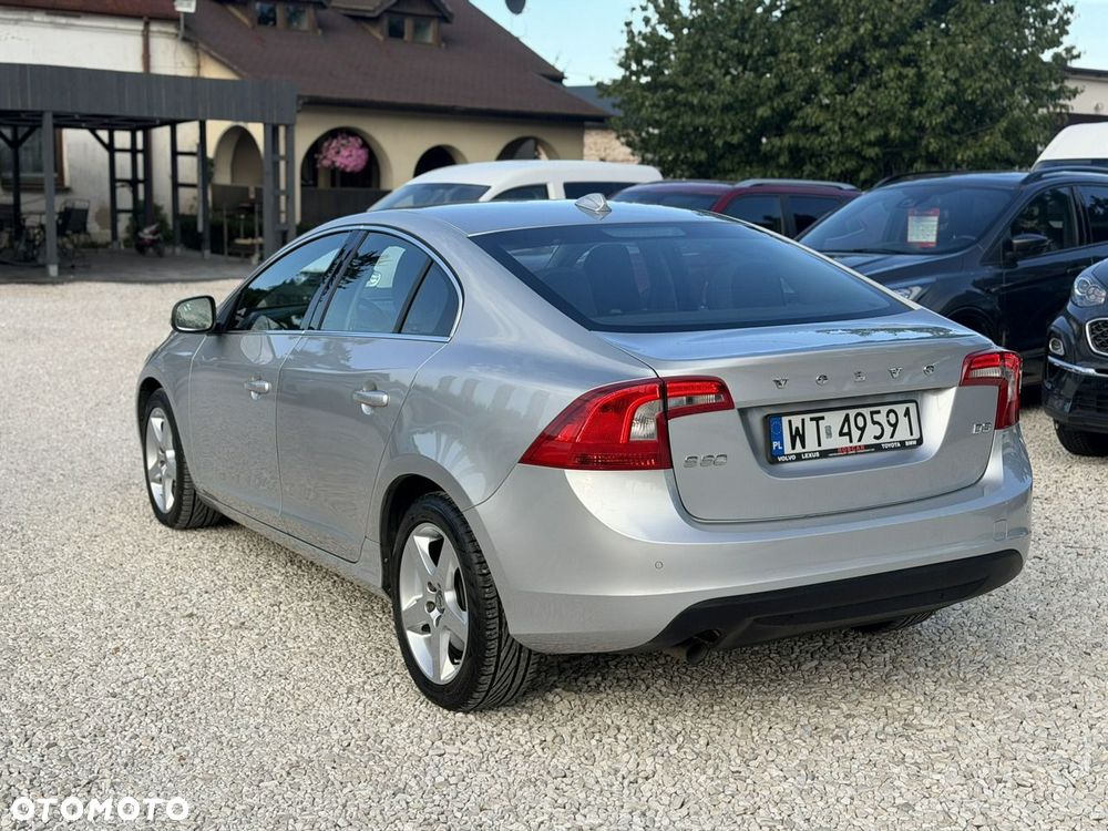 Volvo S60 - 11