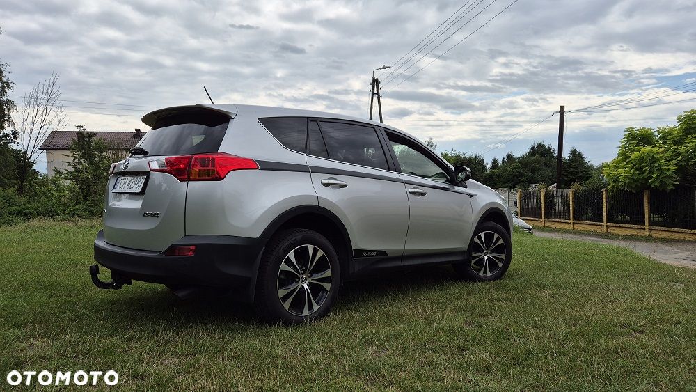 Toyota RAV4 2.0 D-4D Premium - 6