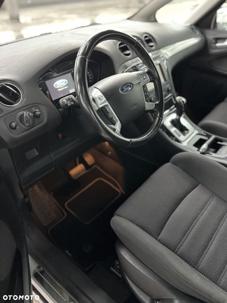 Ford S-Max 2.0 TDCi DPF Titanium - 17