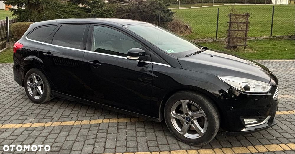 Ford Focus 1.5 EcoBoost Titanium - 2