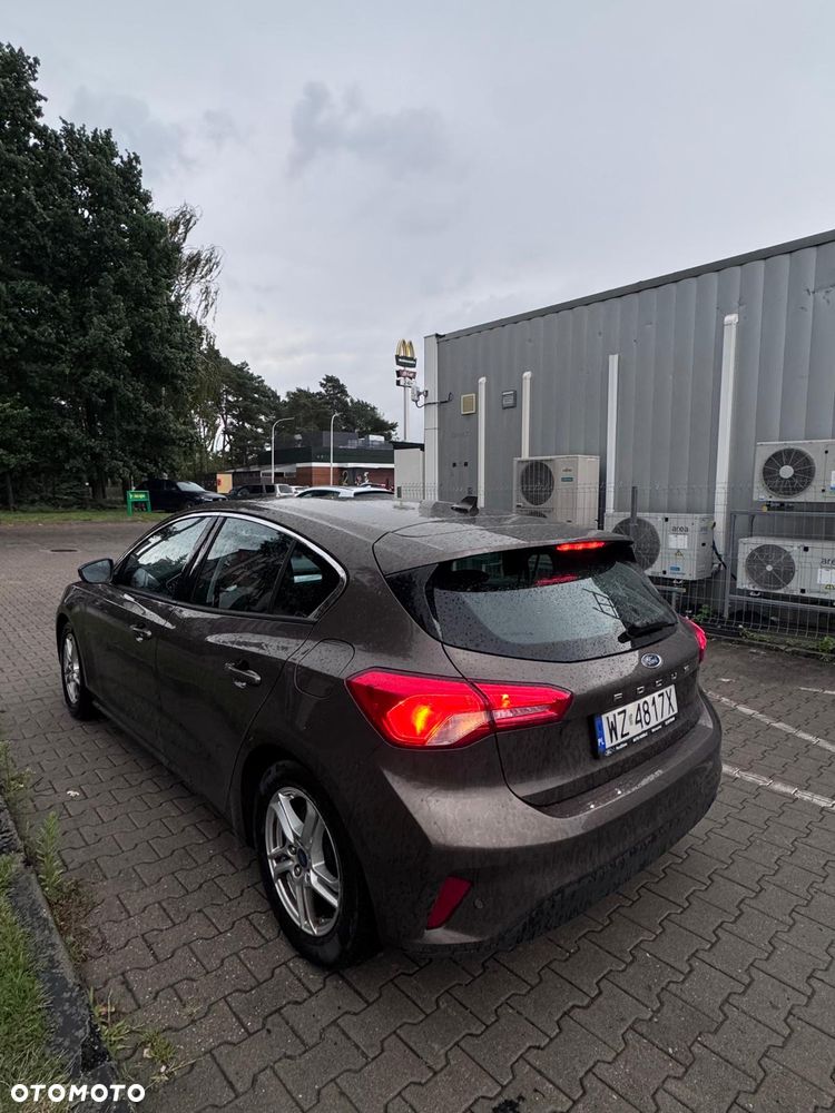 Ford Focus 1.0 EcoBoost Trend Edition Business - 16