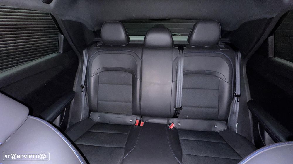 MG MG4 64 kWh Luxury - 18