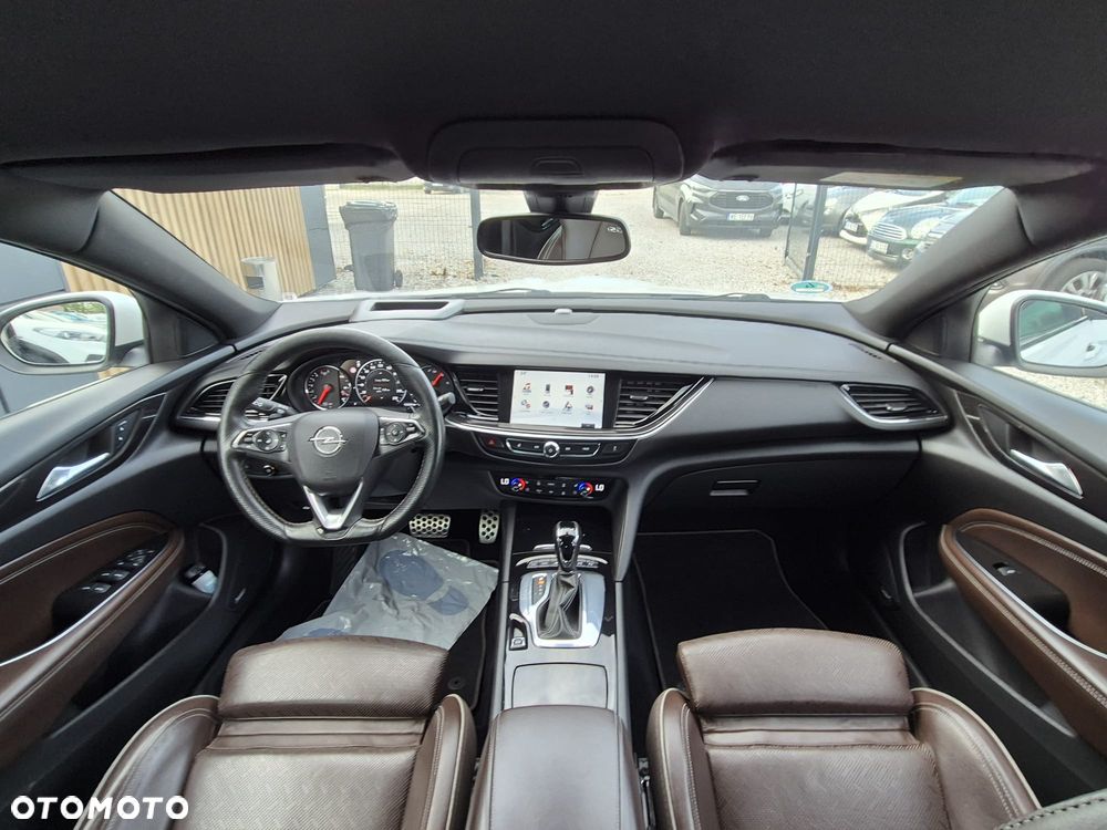 Opel Insignia Sport2.0 Direct InjTurbo 4x4 GSI - 26