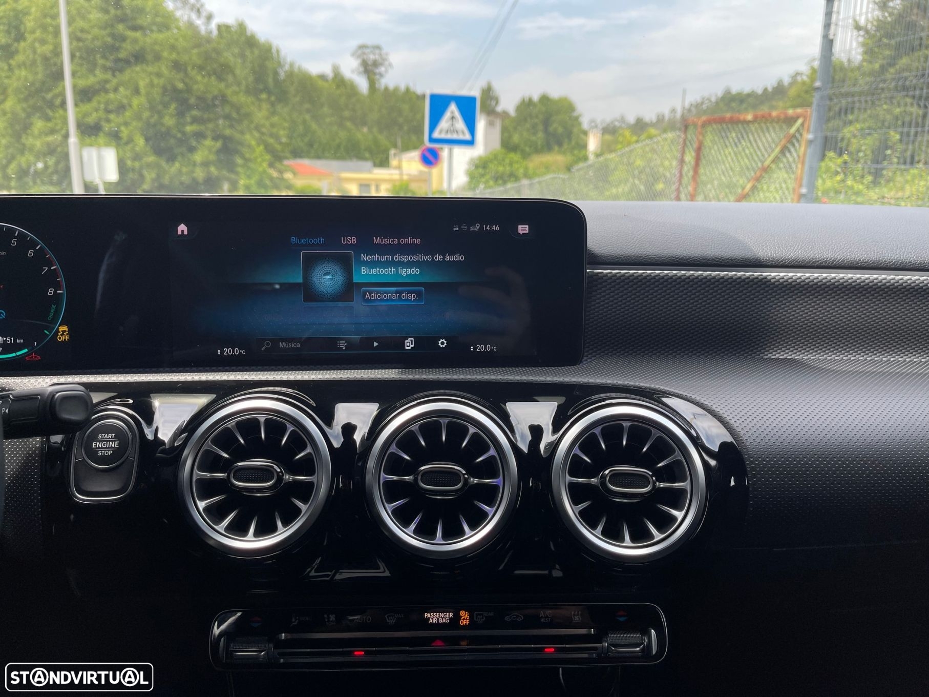 Mercedes-Benz A 250 - 23