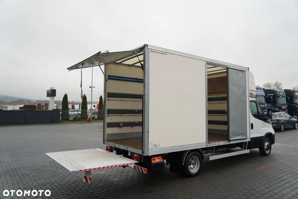 Iveco DAILY 35-160 / KONTENER 4,3 M / WINDA DHOLLANDIA  / BLIŹNIAK   DMC: 3500 KG /  2021 - 20