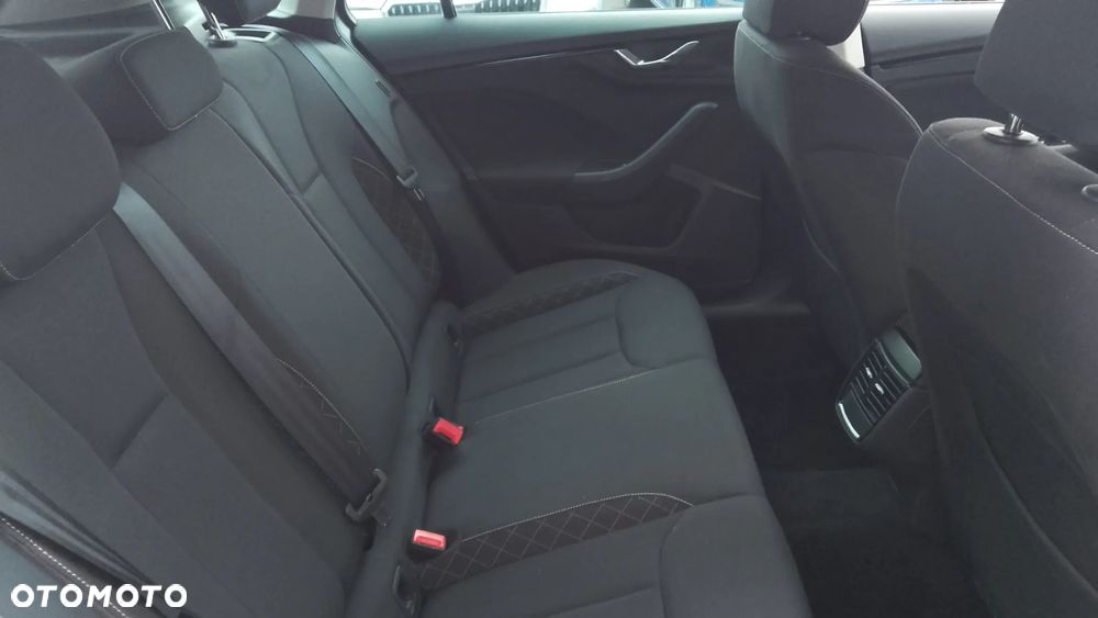 Skoda Kamiq 1.0 TSI Ambition - 19