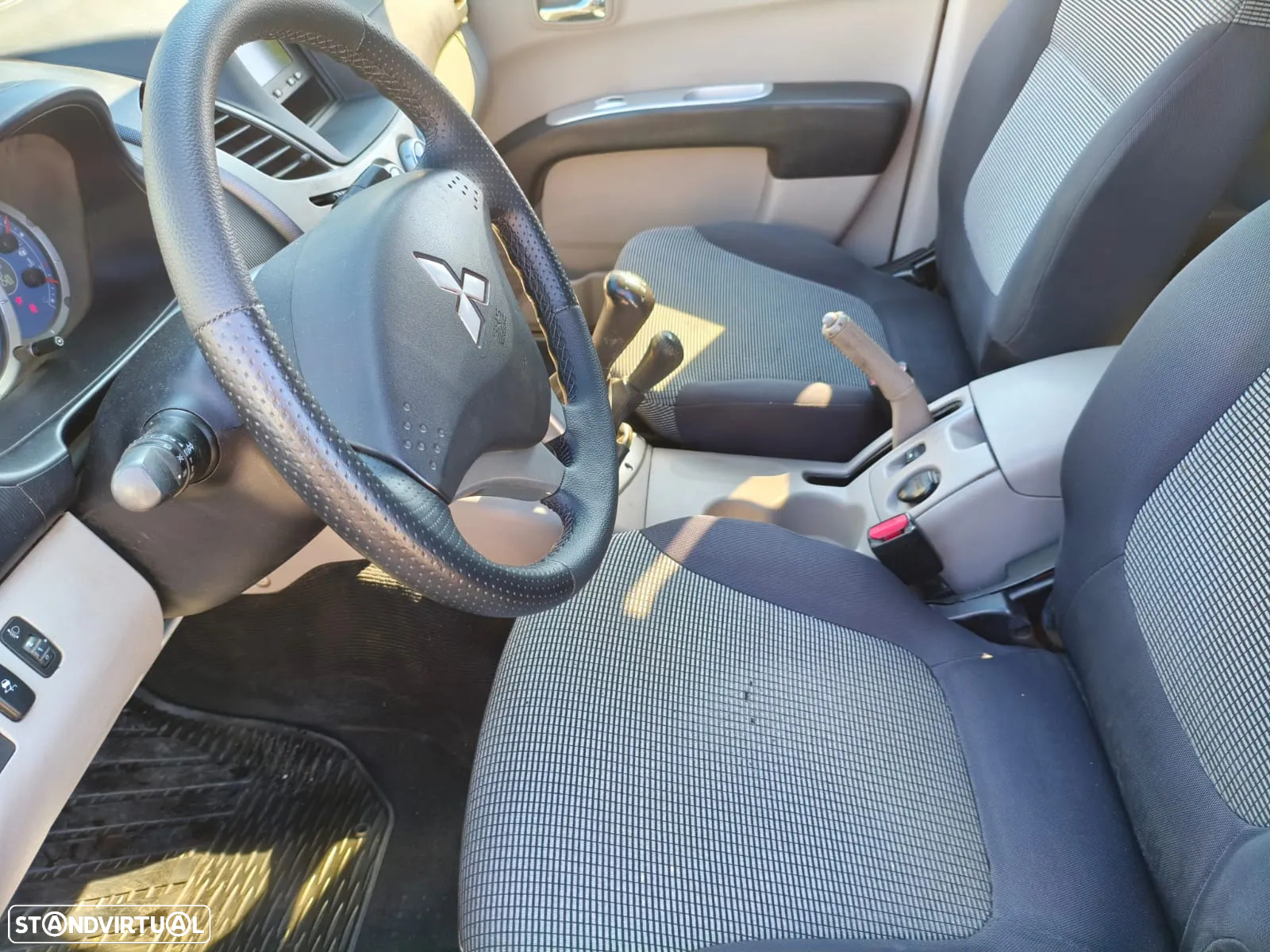 Mitsubishi L 200 4X4 LONGA - 9