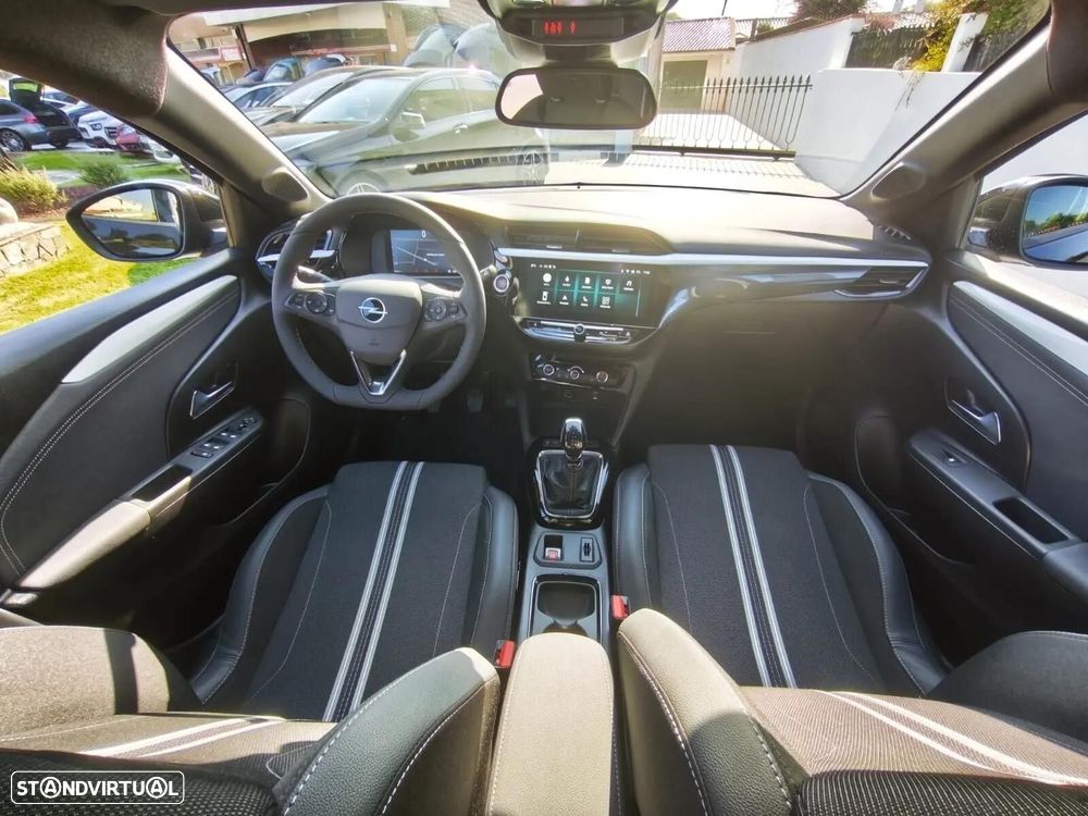 Opel Corsa 1.2 T GS - 34
