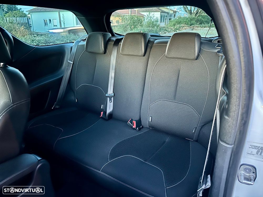 Citroën DS3 1.6 e-HDi So Chic - 21