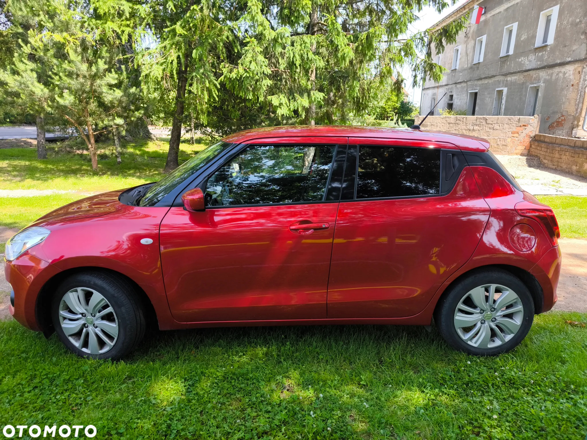 Suzuki Swift 1.2 SHVS Premium Plus - 3