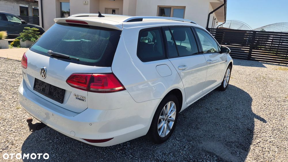 Volkswagen Golf - 9