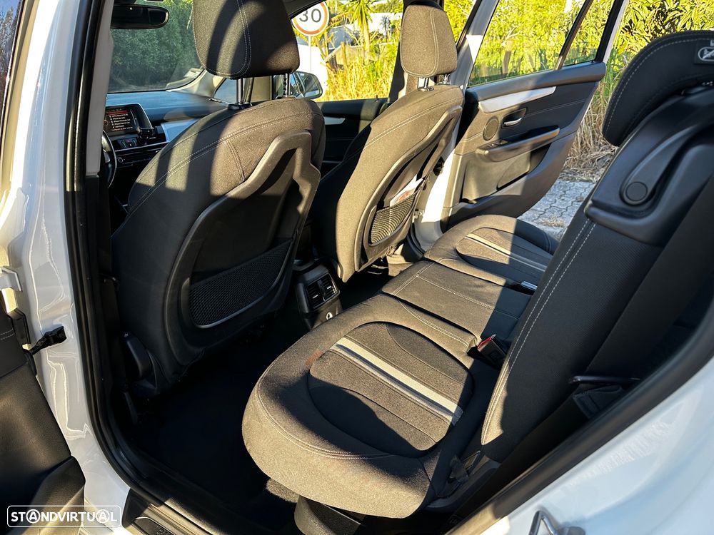 BMW 216 Gran Tourer - 7