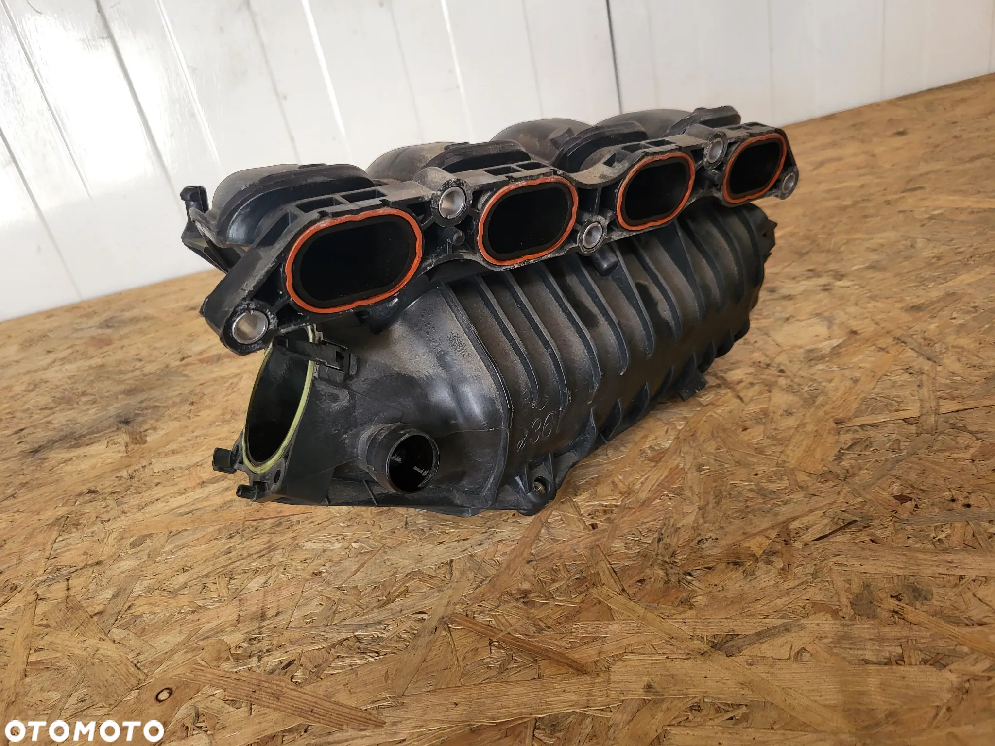 Kolektor ssący 1.6 VTI Citroen C4 II B7 - 3