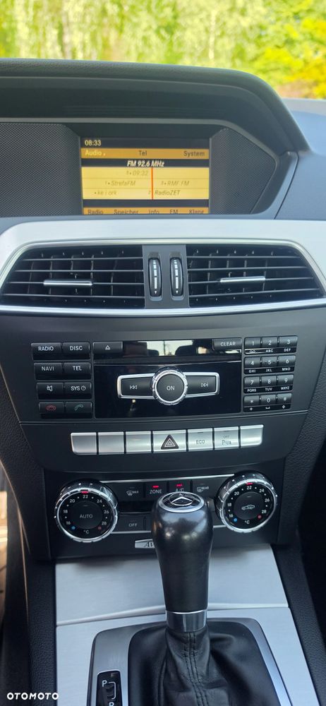 Mercedes-Benz Klasa C 220 CDI DPF Automatik BlueEFFICIENCY Avantgarde - 24