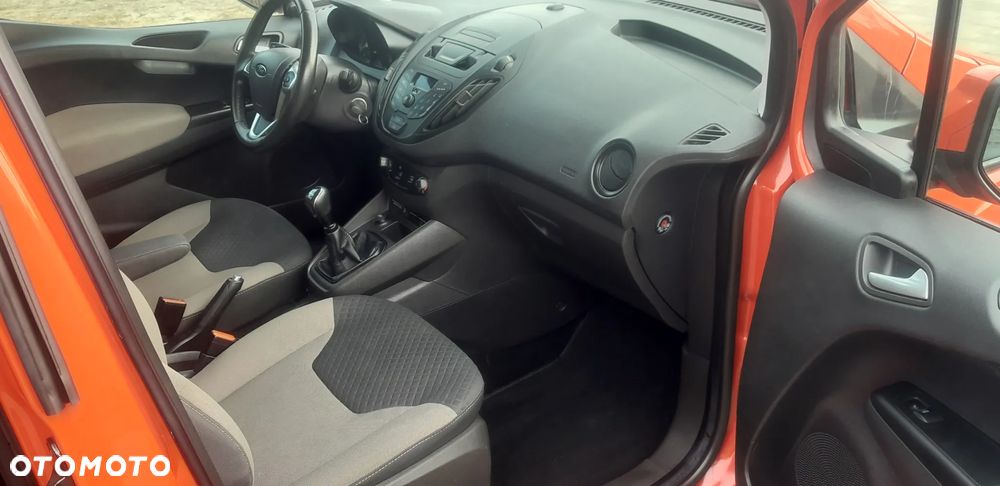 Ford Tourneo Courier - 7