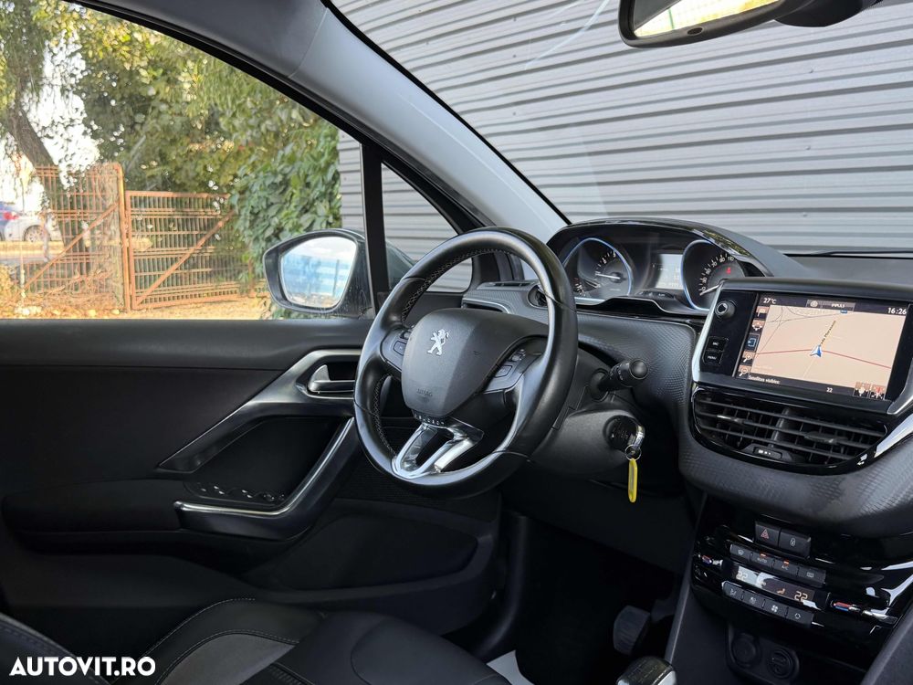 Peugeot 2008 PureTech 110 Stop&Start Allure - 8