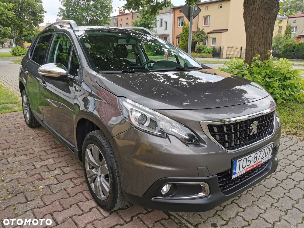 Peugeot 2008 1.2 Pure Tech Style EU6 - 3