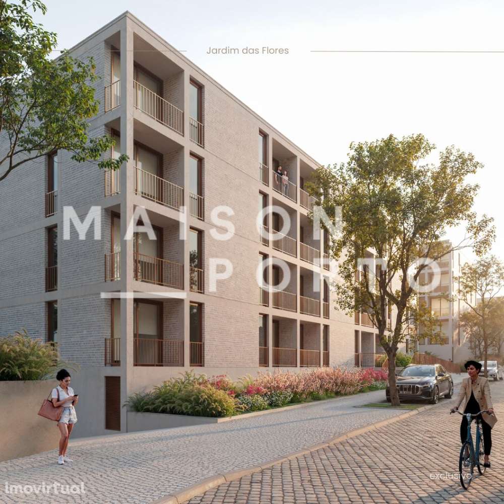 Apartamento T2 com Varanda e Estacionamento próximo a Sto Ovídeo - Grande imagem: 2/31