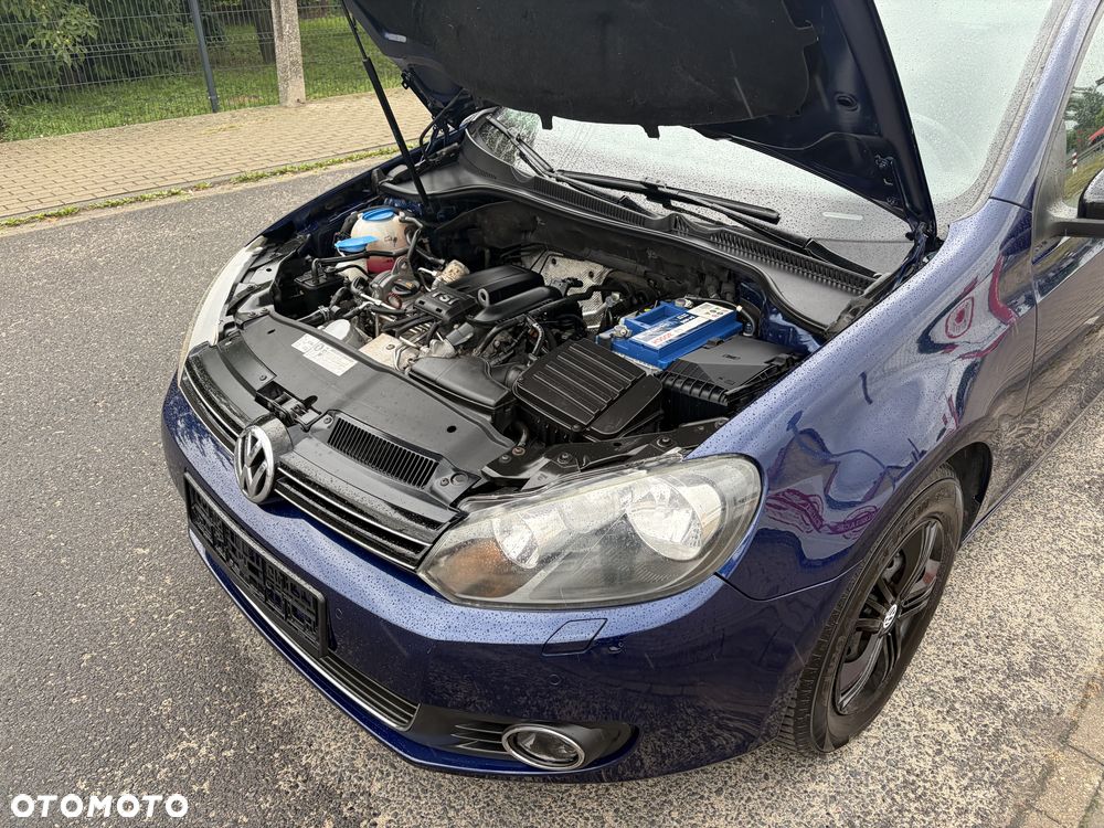 Volkswagen Golf - 24