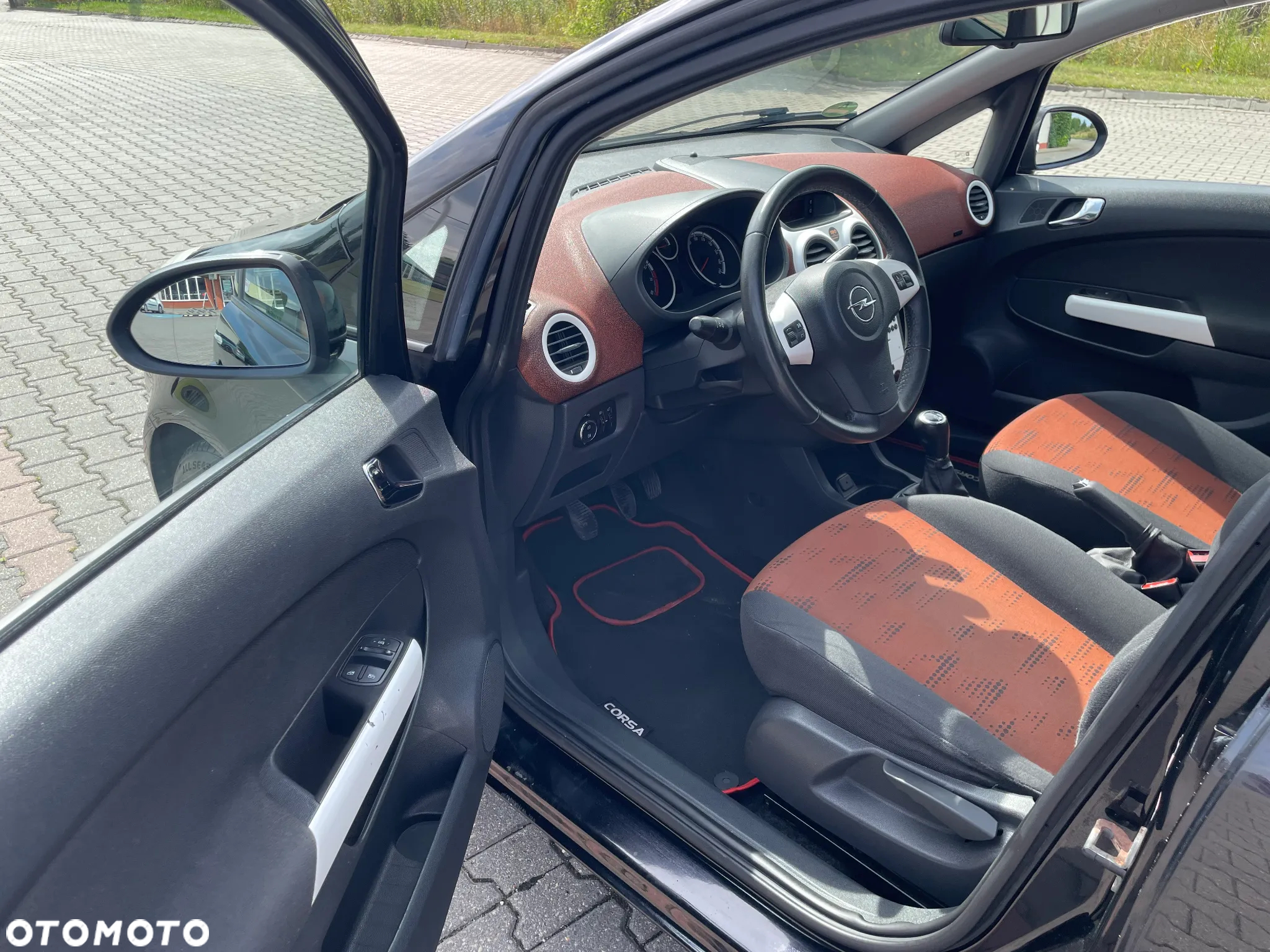 Opel Corsa 1.4 16V Enjoy - 4