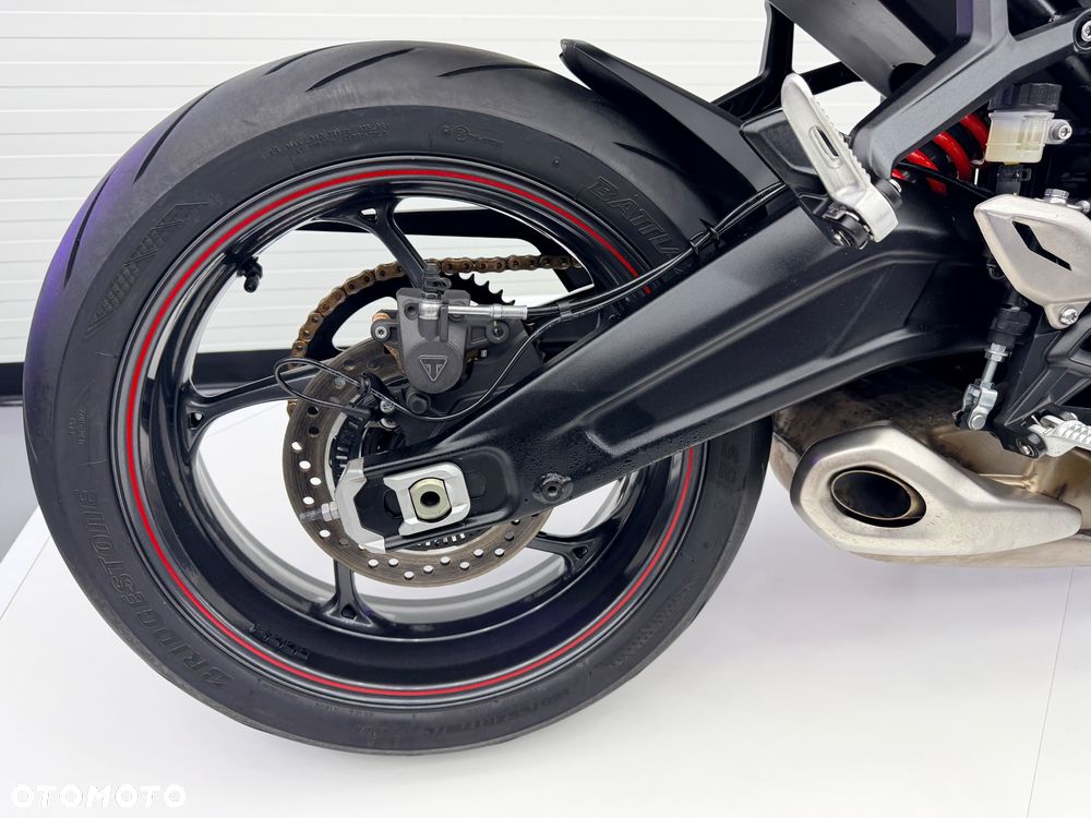 Triumph Daytona - 27