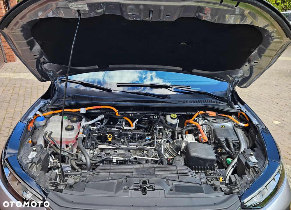 Ford Kuga - 40