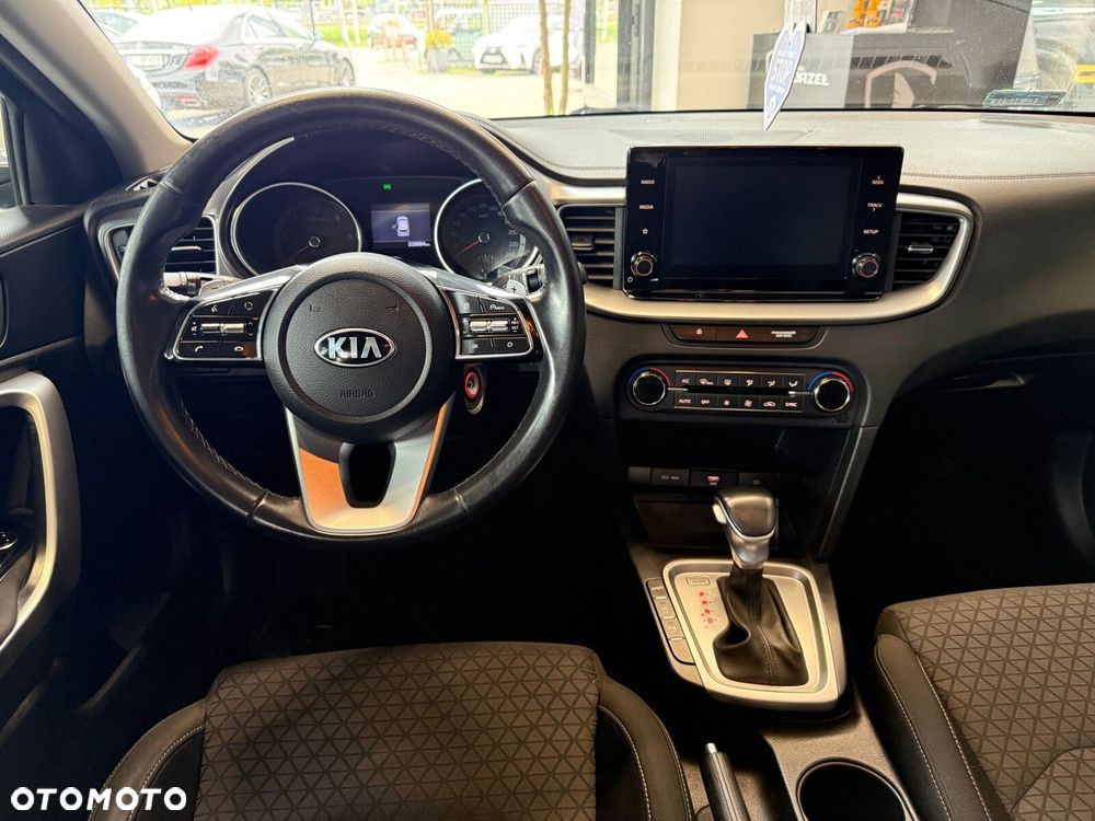 Kia Ceed - 17