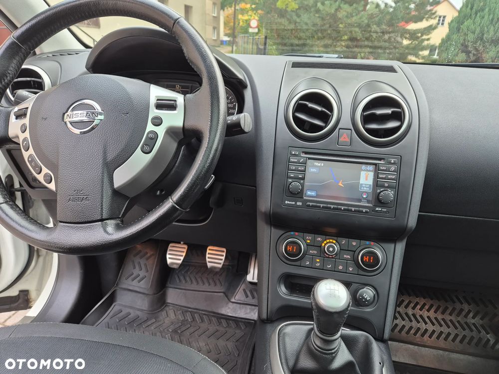 Nissan Qashqai 1.6 dCi TEKNA+ - 13