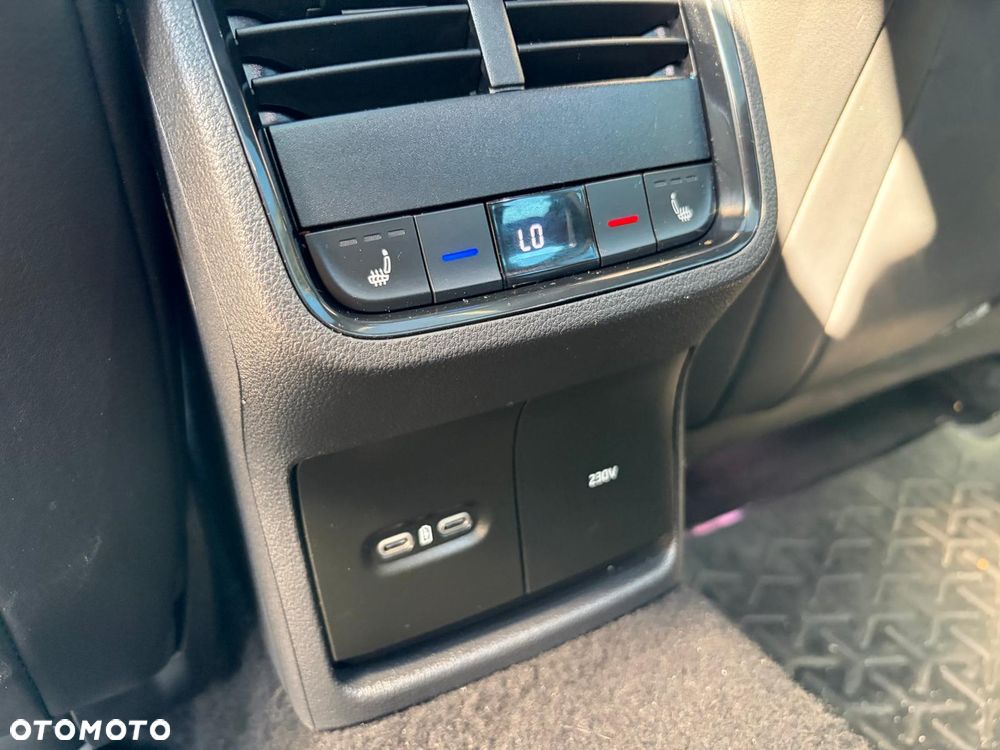 Skoda Octavia 2.0 TDI DSG RS Plus - 20
