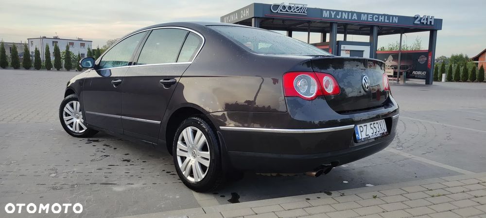 Volkswagen Passat 2.0 TDI DPF Highline DSG - 5