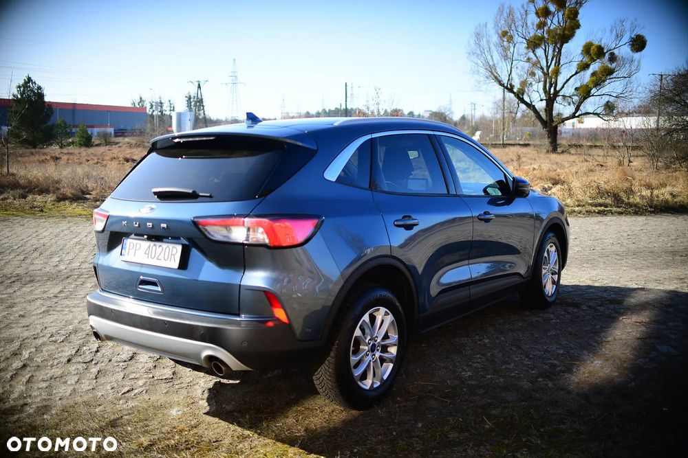 Ford Kuga 1.5 EcoBoost FWD Titanium - 4