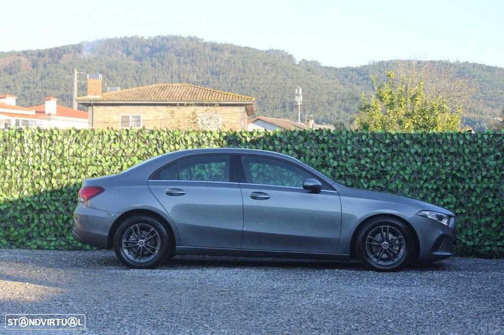 Mercedes-Benz A 180 Limousine d Style Aut. - 2