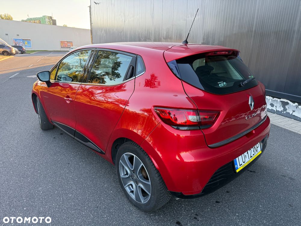 Renault Clio - 6