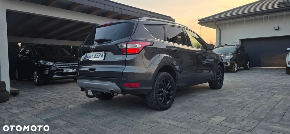 Ford Kuga 1.5 EcoBoost 2x4 Business Edition - 9