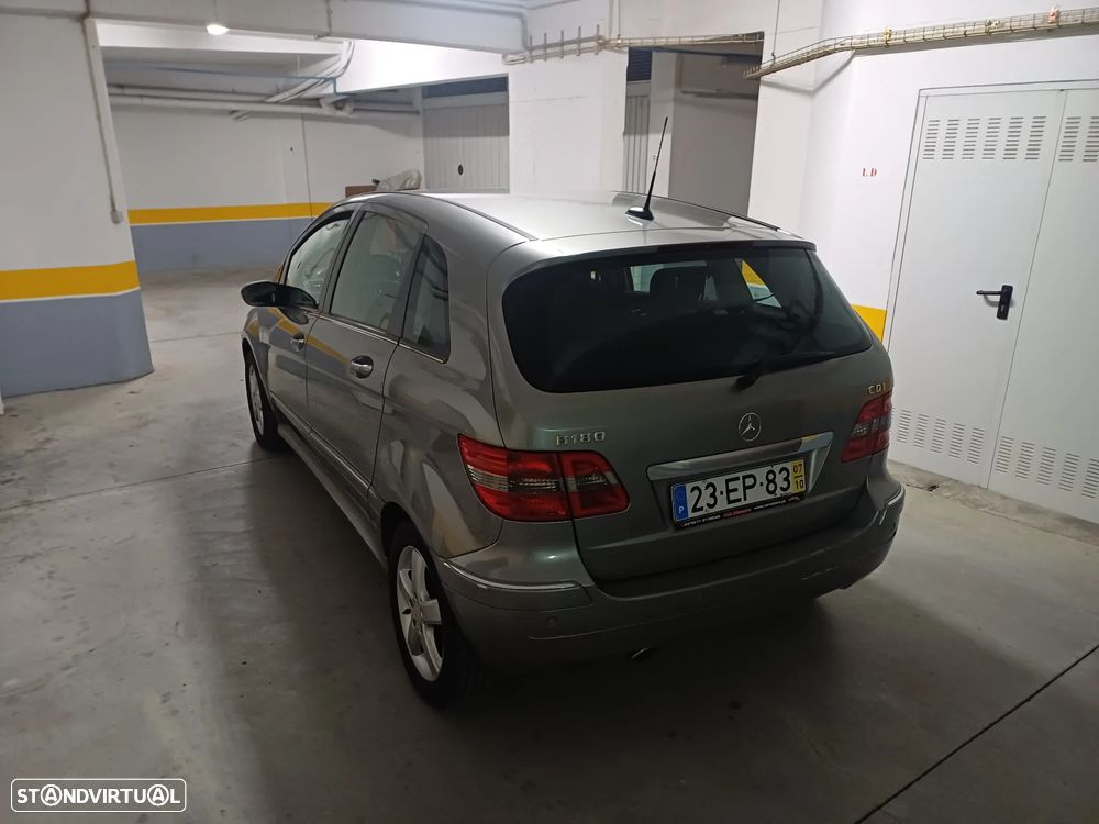 Mercedes-Benz B 180 CDI - 2