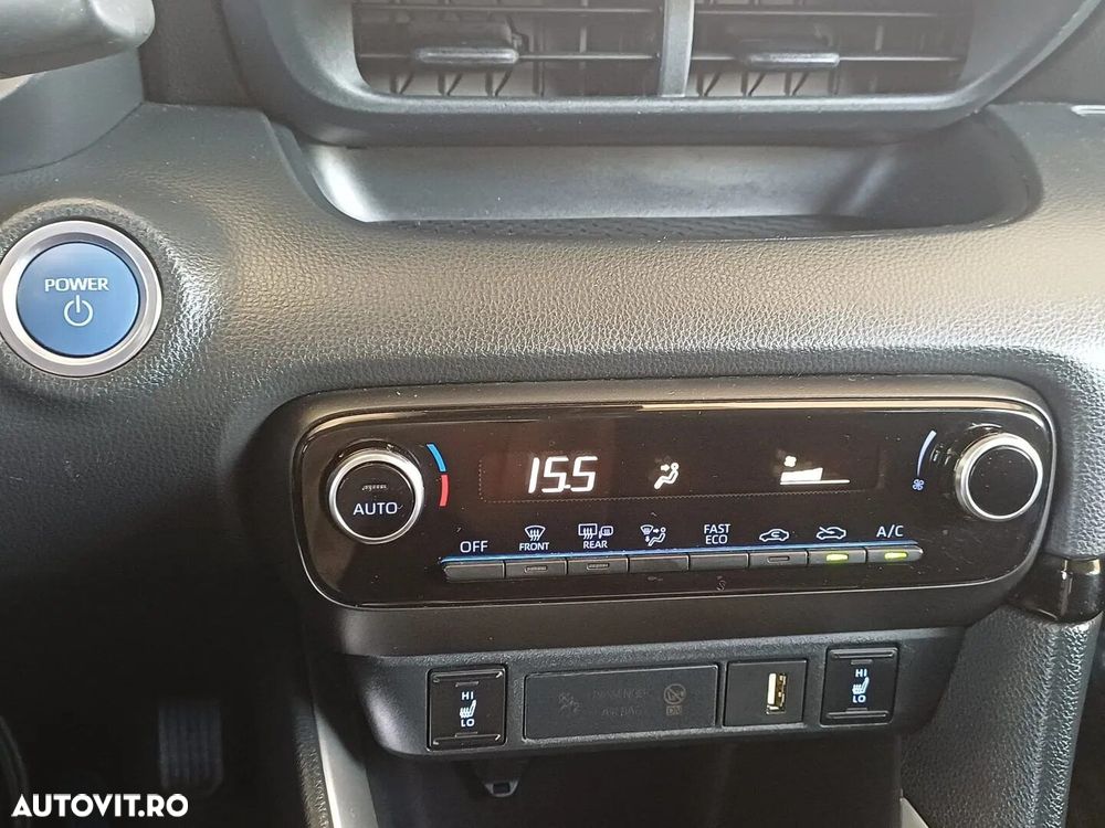 Toyota Yaris 1.5 VVT-i HSD Dynamic - 20