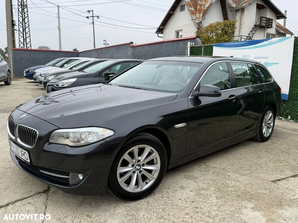 BMW Seria 5 520i Aut. - 1