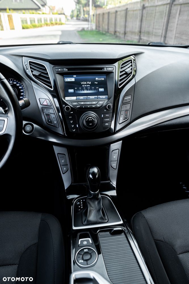 Hyundai i40 2.0 Automatik Premium - 25