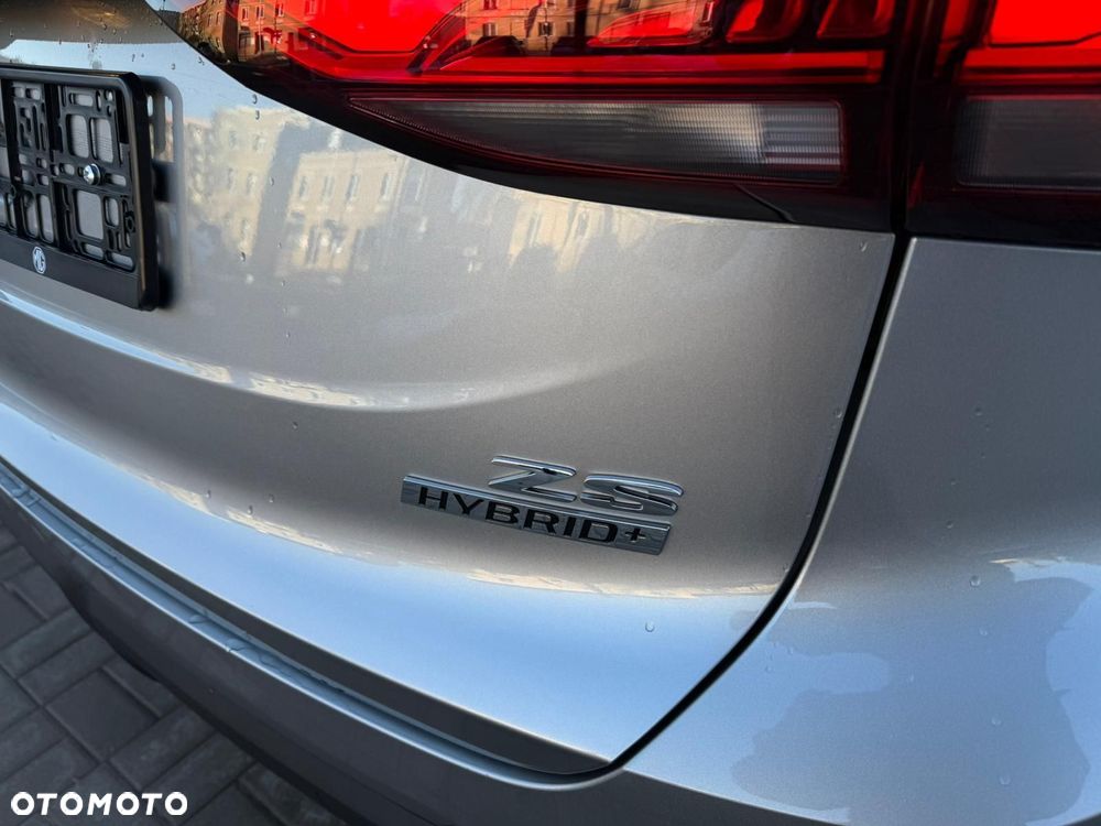 MG ZS 1.5 HEV+ Exclusive - 10