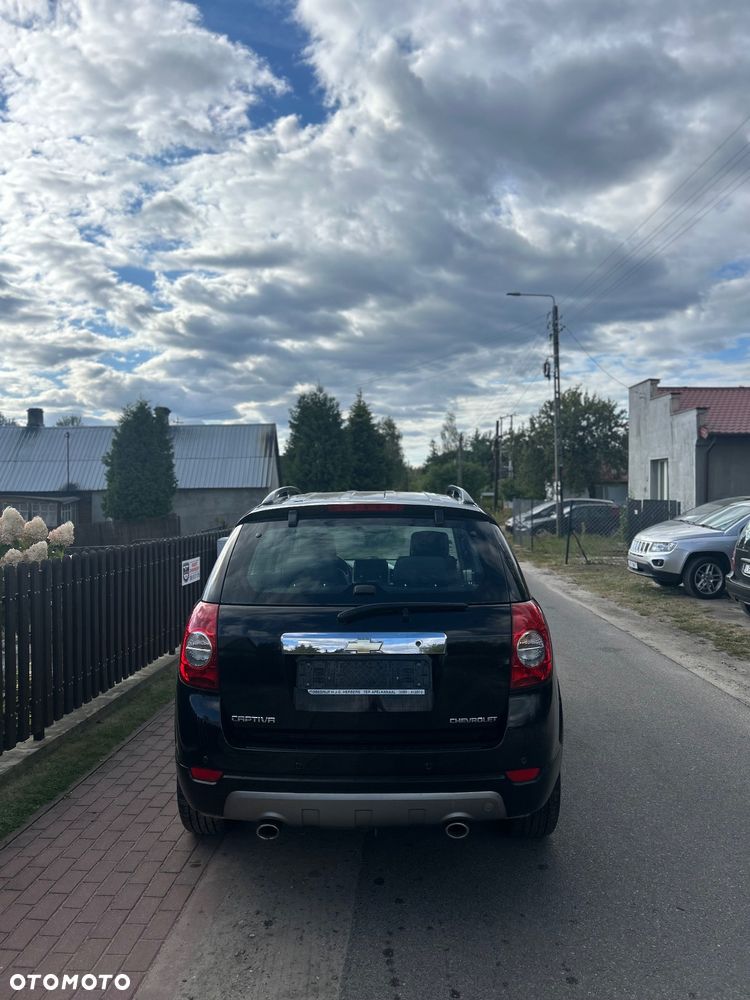 Chevrolet Captiva 3.2 4WD 7 Sitzer LT - 5
