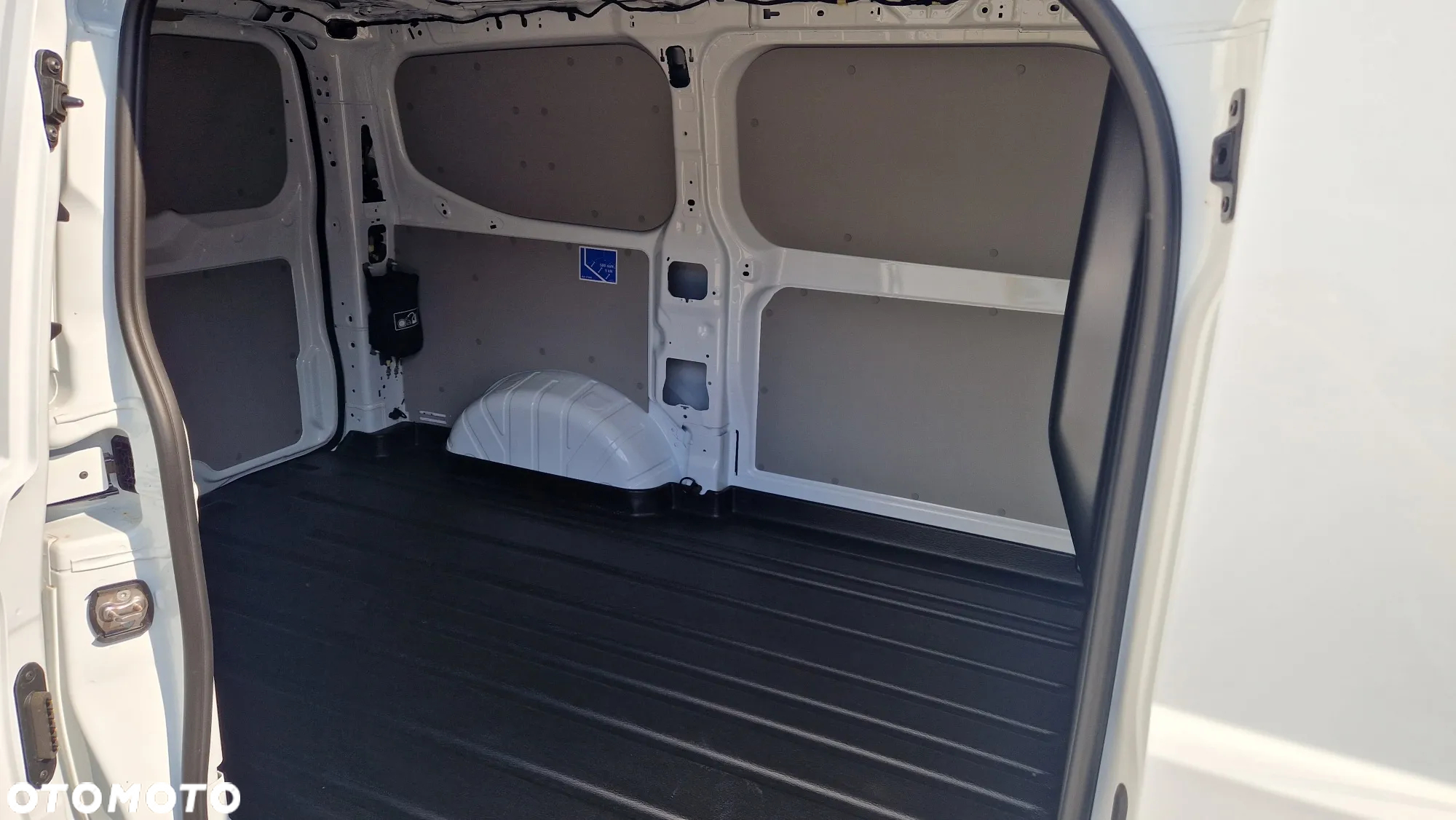 Ford TRANSIT CUSTOM VAN V710 L1H1 - 5