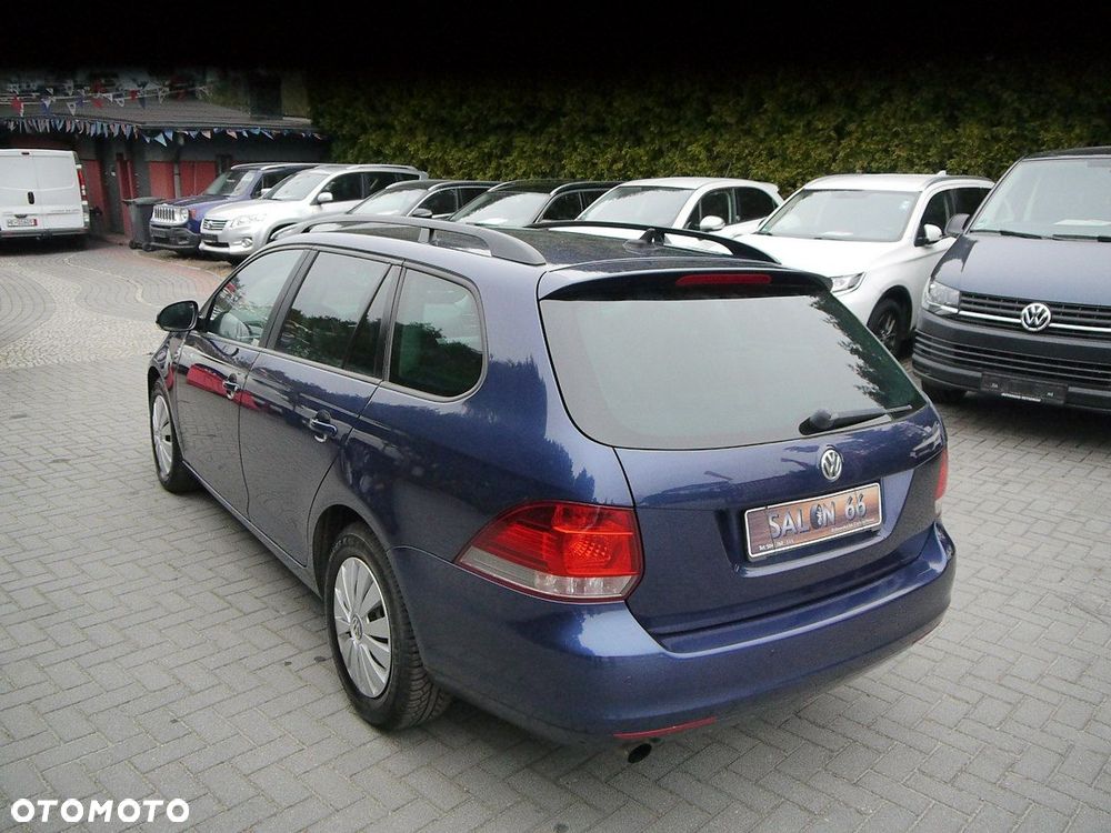 Volkswagen Golf 1.6 TDI DPF BlueMotion Technology MATCH - 6
