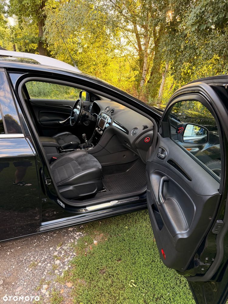 Ford Mondeo 2.0 TDCi Titanium - 19