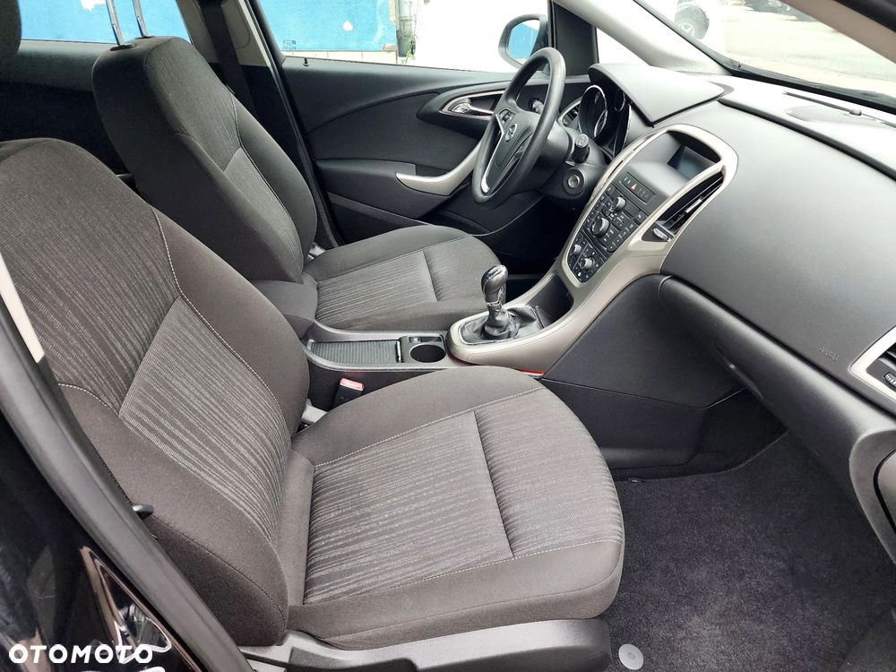 Opel Astra 1.4 Turbo Edition - 29