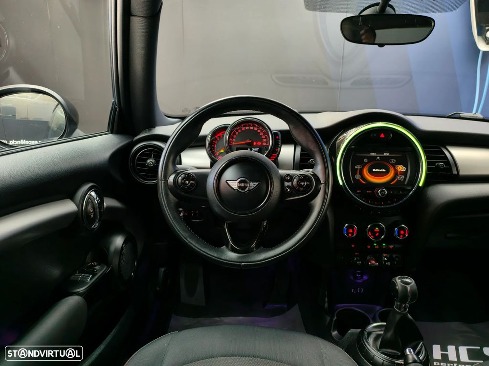 MINI 3 Portas One D - 28