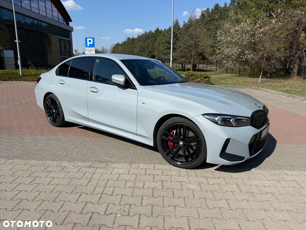 BMW Seria 3 330i M Sport - 2